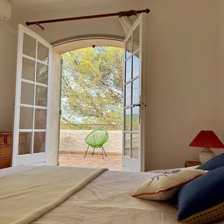 La Provencale * Roquebrune-sur Argens