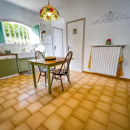 Semesterbostad La Provencale *