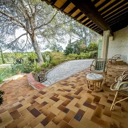 Semesterbostad La Provencale *